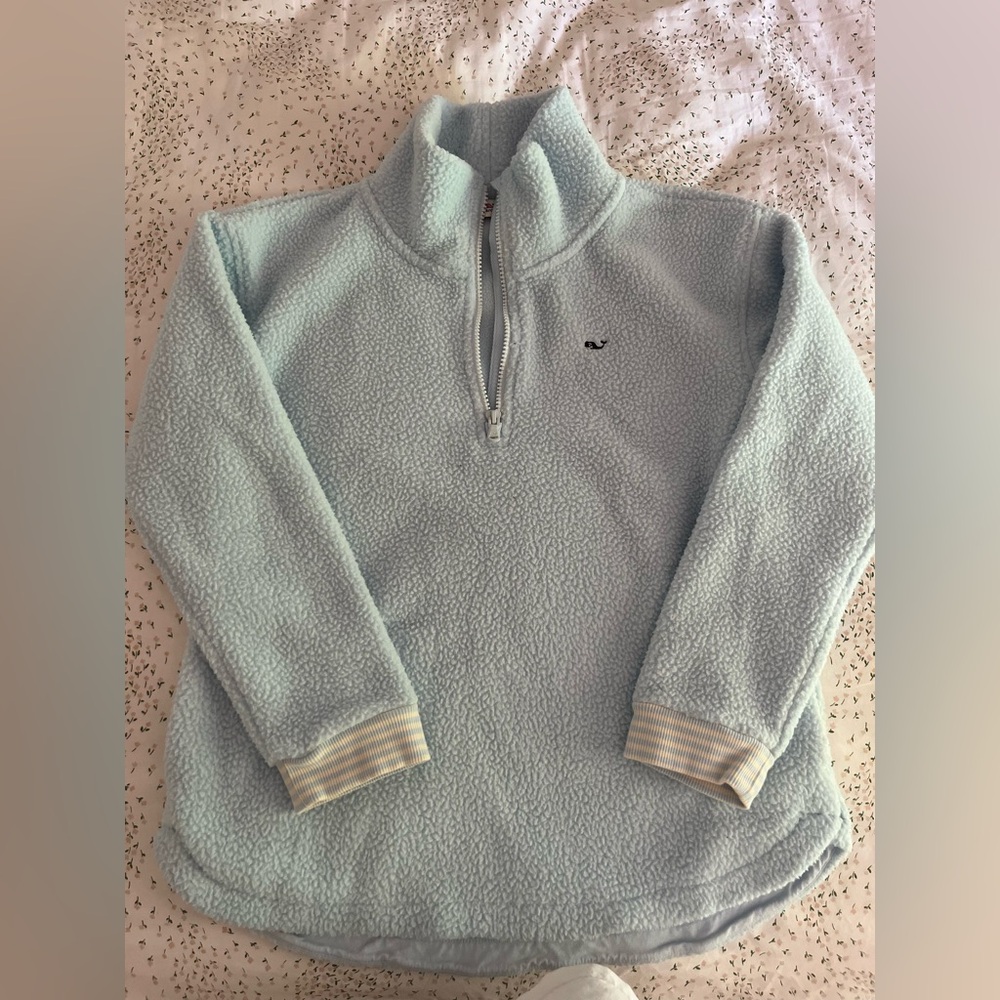 Vineyard vines light blue fleece
